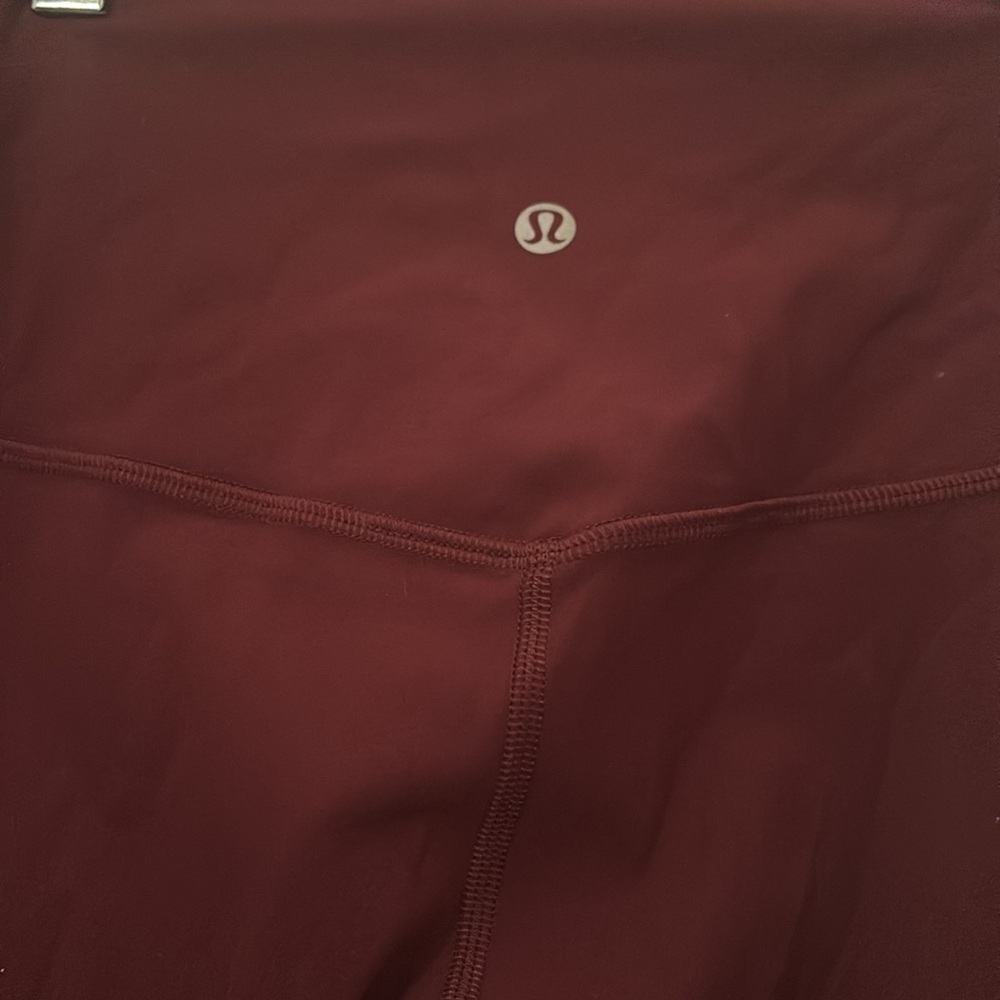 Lululemon leggings size 4 - Picture 3 of 5